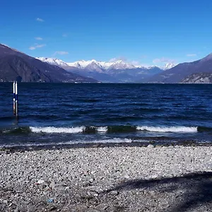 Dreams Apt, Pool, With Private Garden, Near , Bellagio Italy